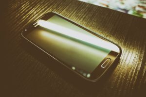 Serwis telefonów komórkowych samsung. Co robić z popsutą komórką? Serwis telefonów Samsung Warszawa Ursynów