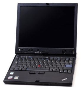 Ile kosztuje wymiana matrycy w laptopie Lenovo? Wymiana matrycy cennik